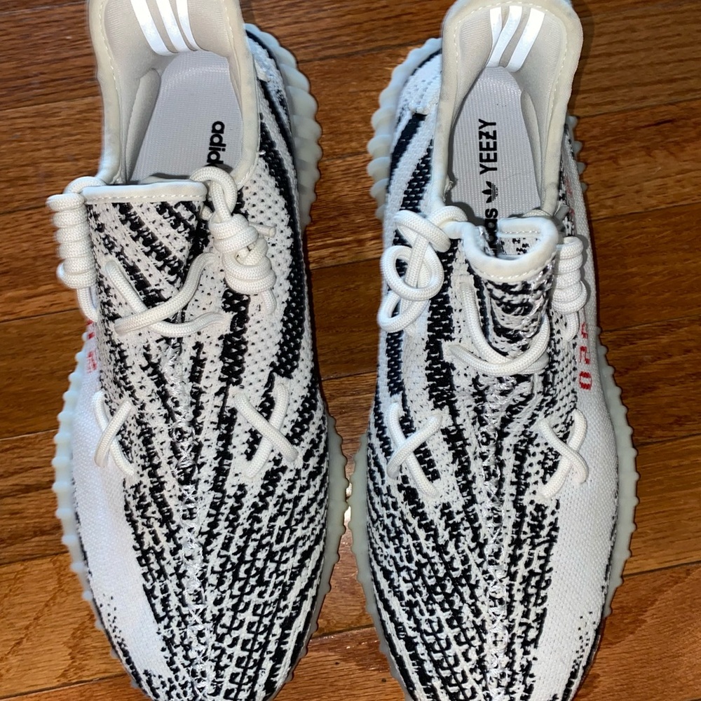 Yeezy 350v2
